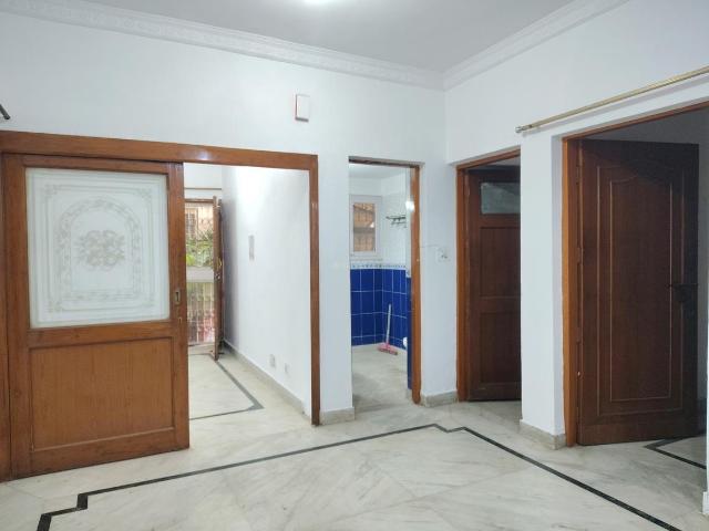 Flat for rent in South Delhi, Deri