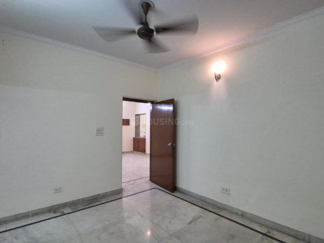 Flat for rent in Deri