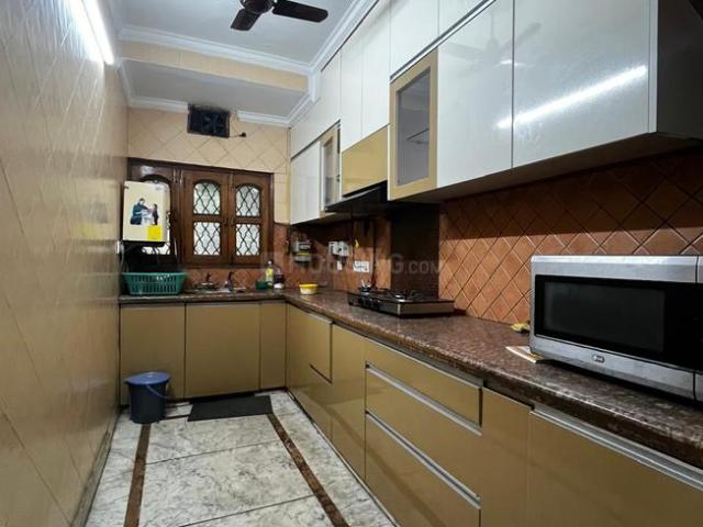 Flat for rent in South Delhi, Deri