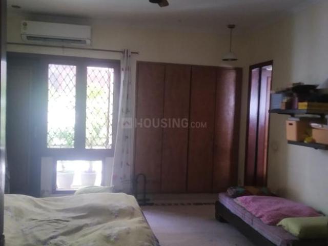 Flat for rent in South Delhi, Deri