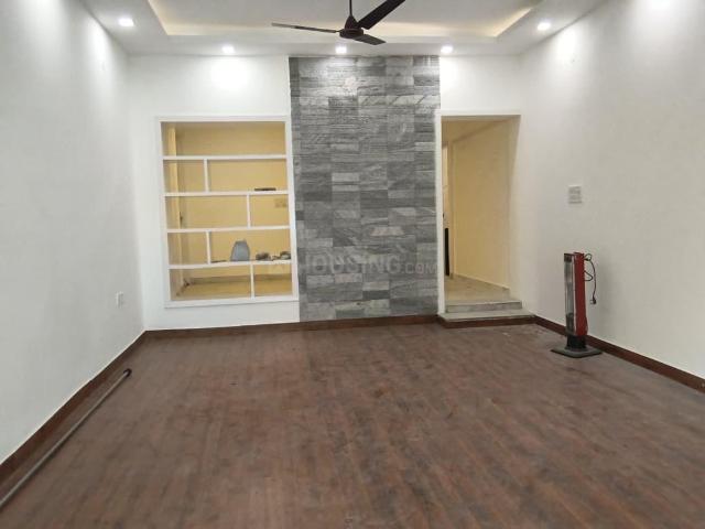 Flat for rent in Deri