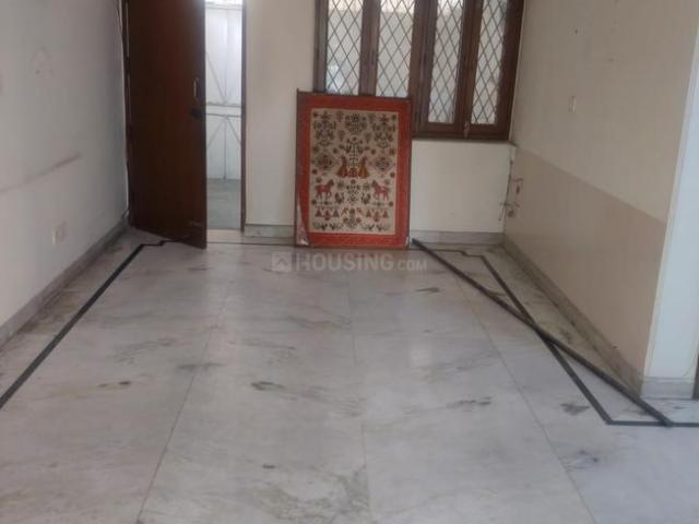 Flat for rent in Deri
