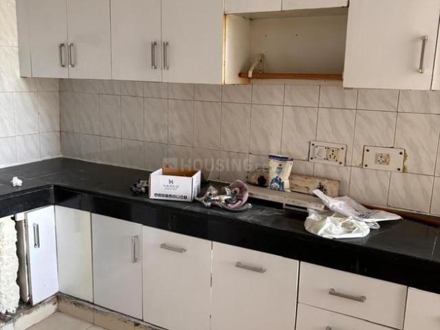 Flat for rent in Deri