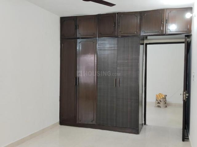 Flat for rent in Deri