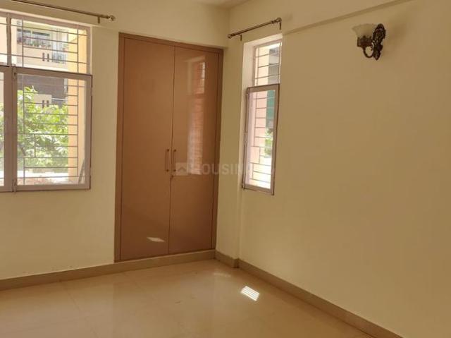 Flat for rent in Deri