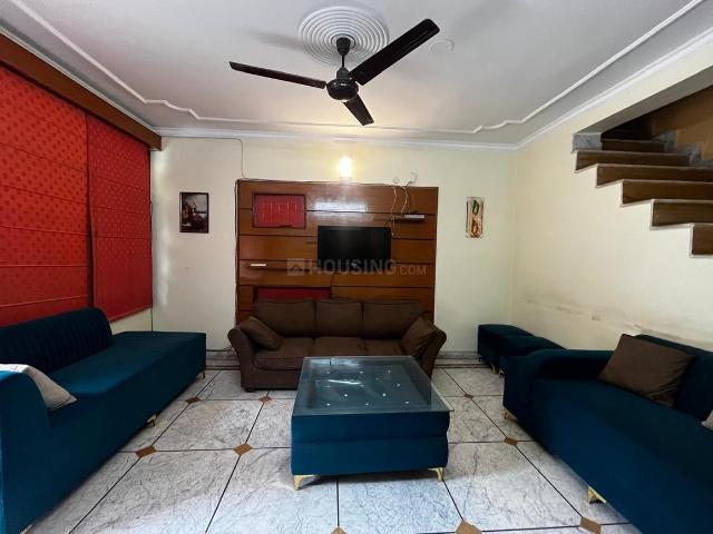 Flat for rent in Deri