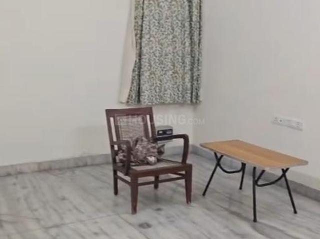 Flat for rent in Deri