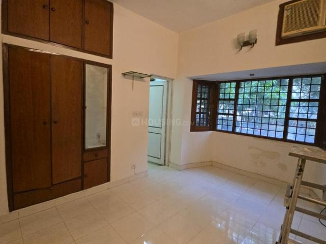 Flat for rent in Mehrauli, Delhi