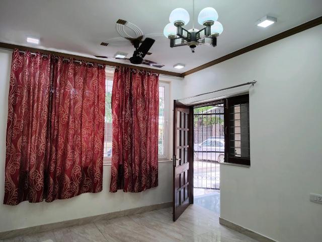 Flat for sale in Deri
