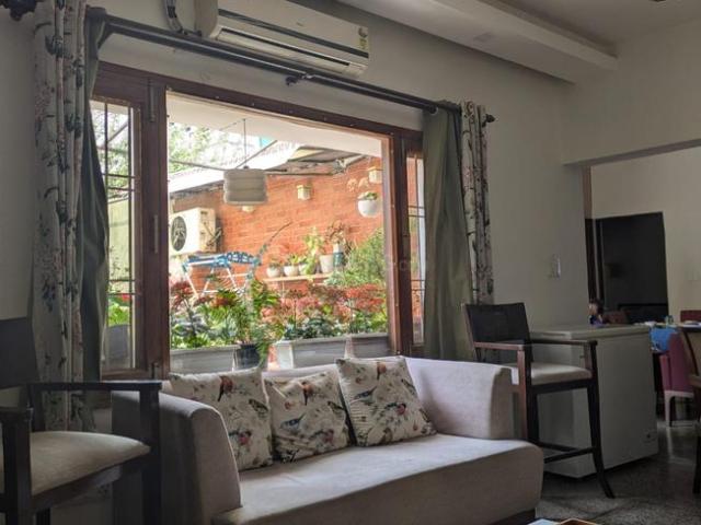 Flat for sale in South Delhi, Deri