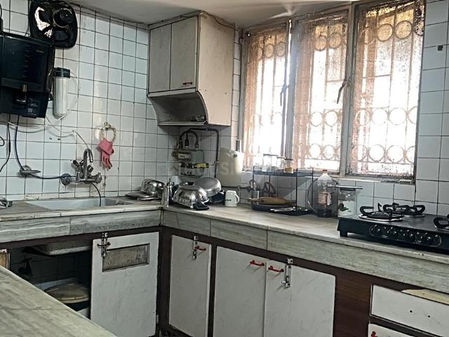 Flat for sale in South Delhi, Deri