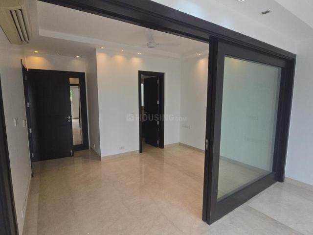 Flat for rent in Deri