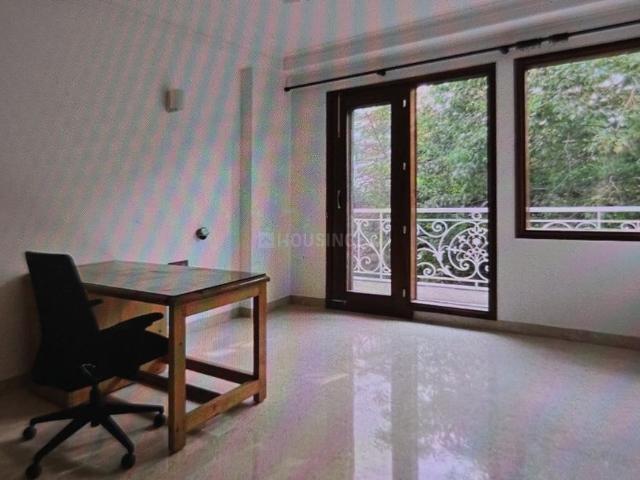 Flat for rent in Deri