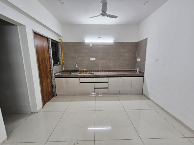 Flat for rent in Vastrapur - Ahmedabad, Gujarat