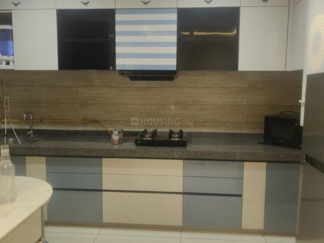 Flat for rent in Vastrapur, Ahmedabad