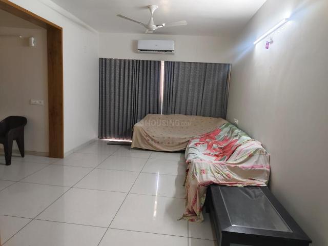 Flat for rent in Vastrapur - Ahmedabad, Gujarat