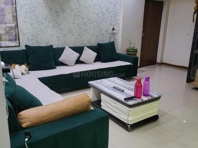 Flat for rent in Vastrapur, Ahmedabad