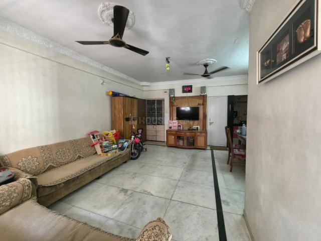Flat for rent in Vastrapur, Ahmedabad