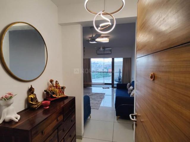 Flat for rent in Vastrapur, Ahmedabad