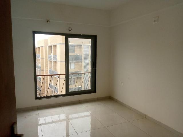 Flat for sale in Vastrapur - Ahmedabad, Gujarat