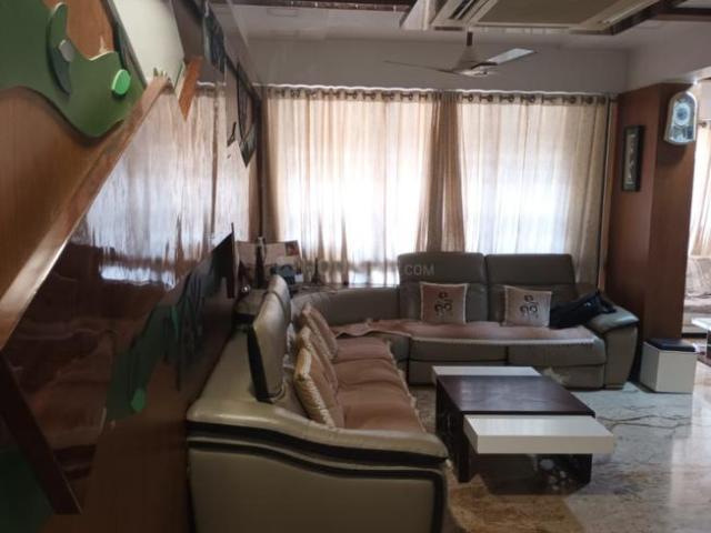 Flat for sale in Vastrapur - Ahmedabad, Gujarat