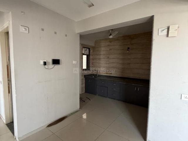 Flat for sale in Vastrapur - Ahmedabad, Gujarat