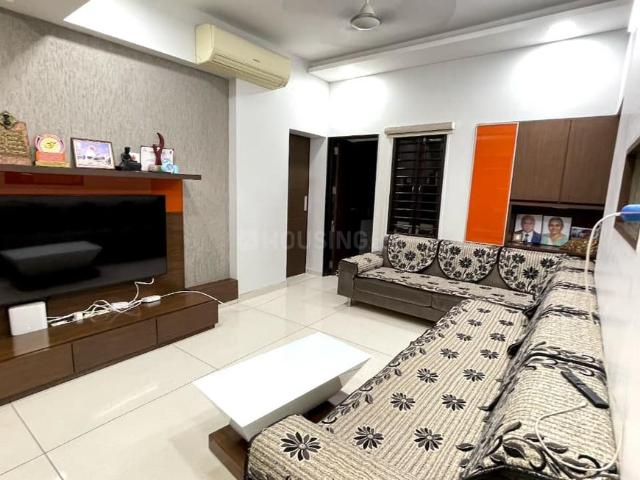 Flat for sale in Vastrapur - Ahmedabad, Gujarat