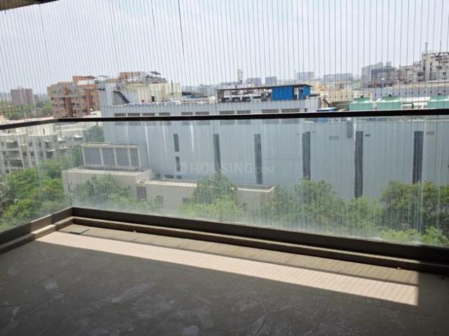 Flat for sale in Vastrapur, Ahmedabad