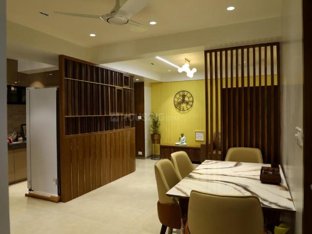 Flat for sale in Vastrapur, Ahmedabad