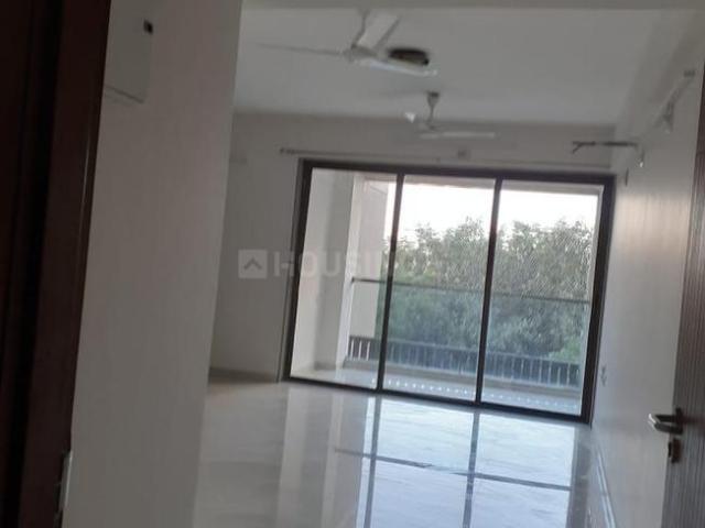 Flat for sale in Vastrapur - Ahmedabad, Gujarat