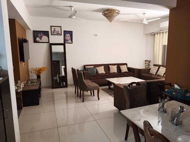Flat for sale in Vastrapur - Ahmedabad, Gujarat