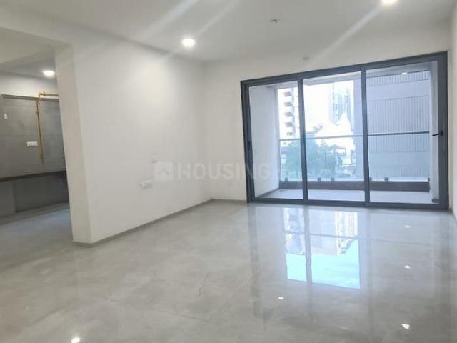 Flat for rent in Surat, Gujarat
