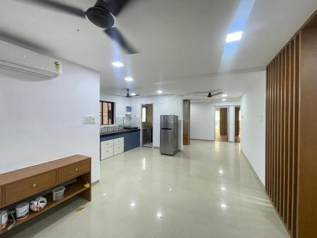 Flat for rent in Surat, Gujarat