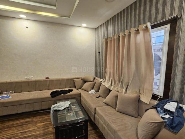 Flat for rent in Madya