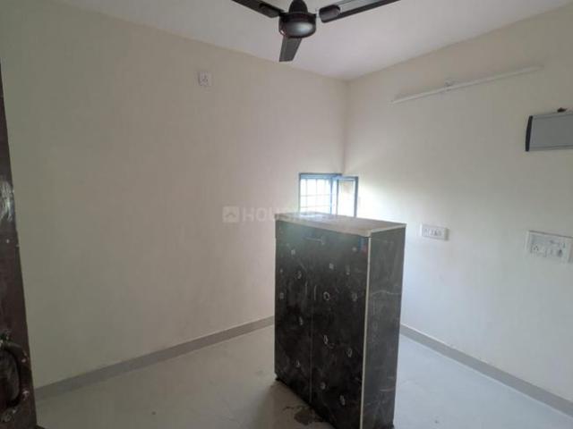 Flat for rent in West Delhi, Deri