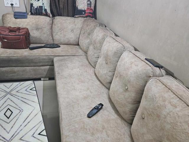 Flat for sale in West Delhi, Deri