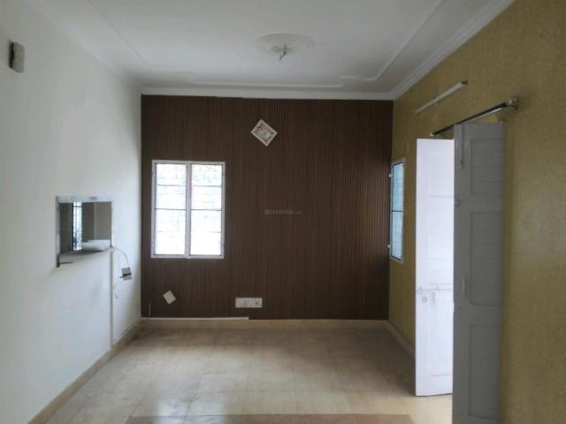 Flat for sale in West Delhi, Deri