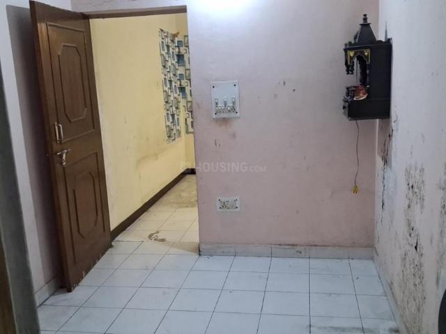 Flat for sale in West Delhi, Deri