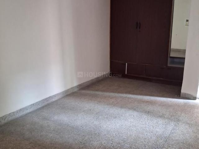 Flat for sale in West Delhi, Deri