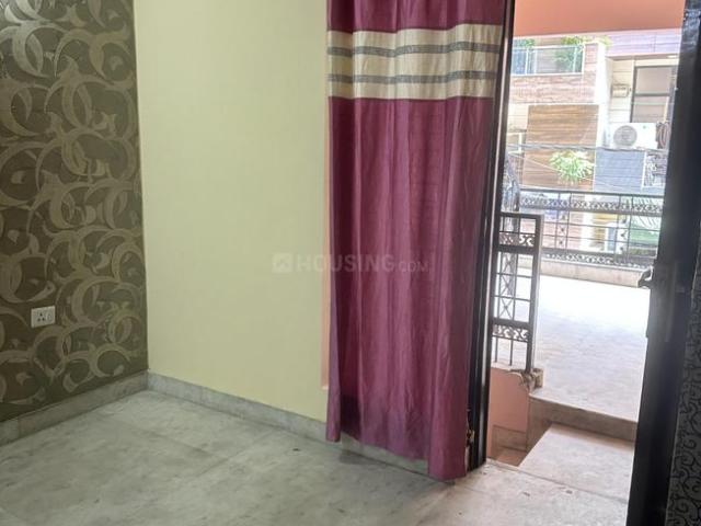 Flat for sale in West Delhi, Deri