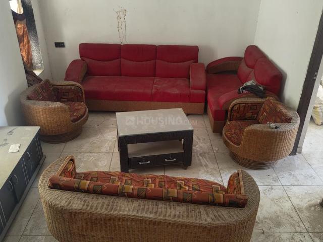 Flat for rent in Adalaj, Gujarat