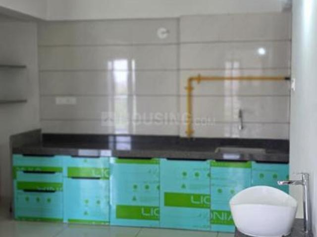 Flat for rent in Zundal, Adalaj
