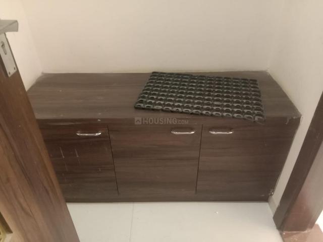 Flat for rent in Zundal, Adalaj