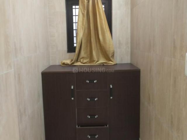 Duplex for rent in Deri
