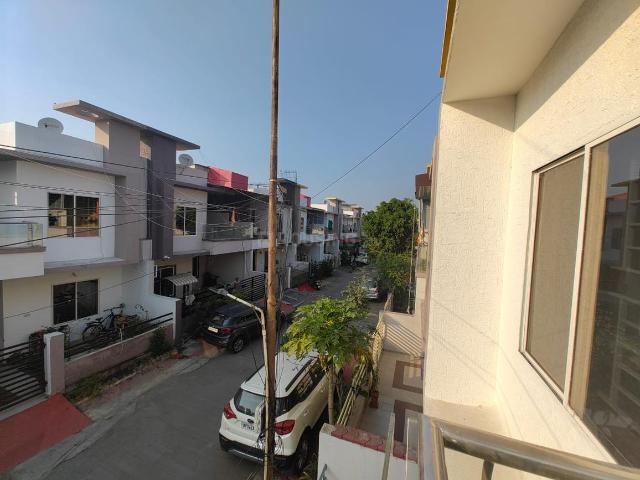Duplex for sale in Madya