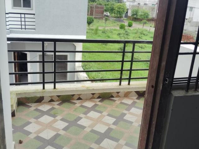 Duplex for sale in Madya