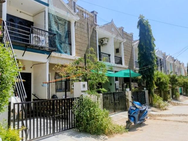 Duplex for rent in South Bopal, Ahmedabad
