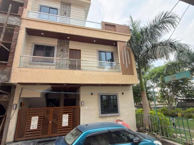Duplex for sale in Madya