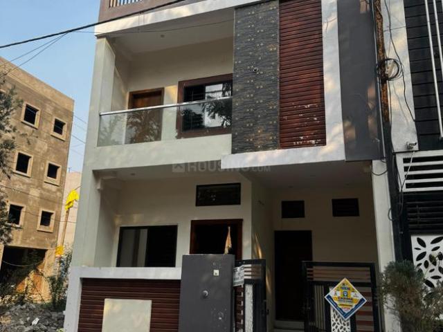 Duplex for sale in Madya