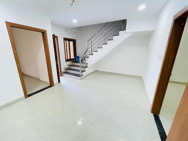 Duplex for rent in Madya